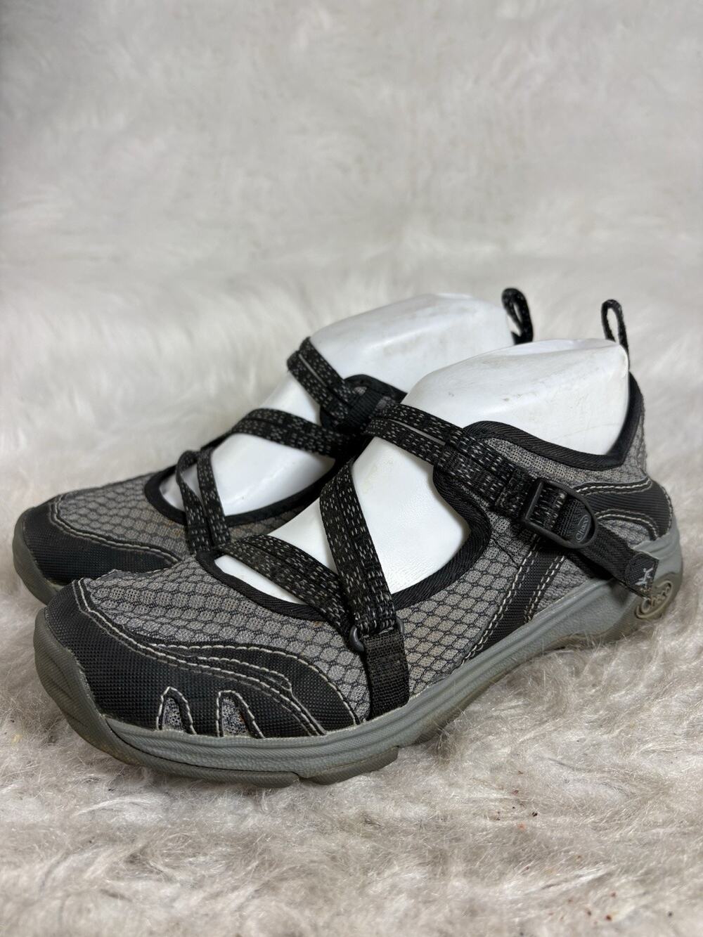 Chaco Odyssey J107306 Women’s 8 Gray Black Closed Toe Hiking Water Sandals